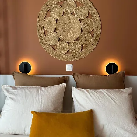 Charming Penthouse - Sunny - Terrace - Close To Sea And Restaurants 아파트