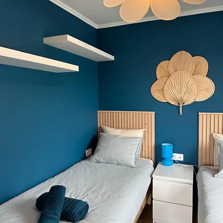 Appartement Charming Penthouse - Sunny - Terrace - Close To Sea And Restaurants *